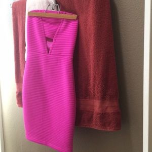 Strapless club dress / pink / express